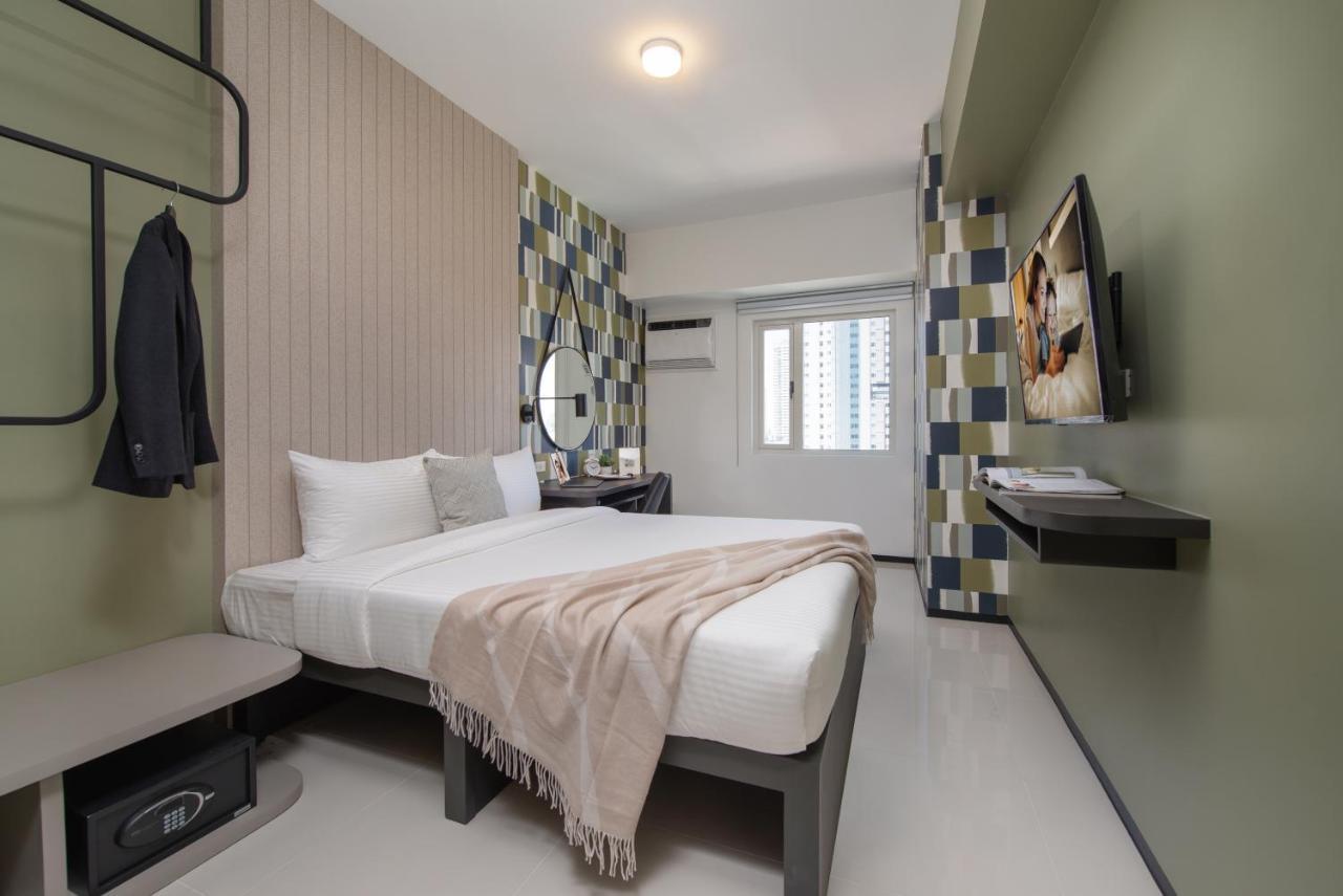 The Suites At Torre Lorenzo Malate - Managed By The Ascott Limited Манила Екстериор снимка