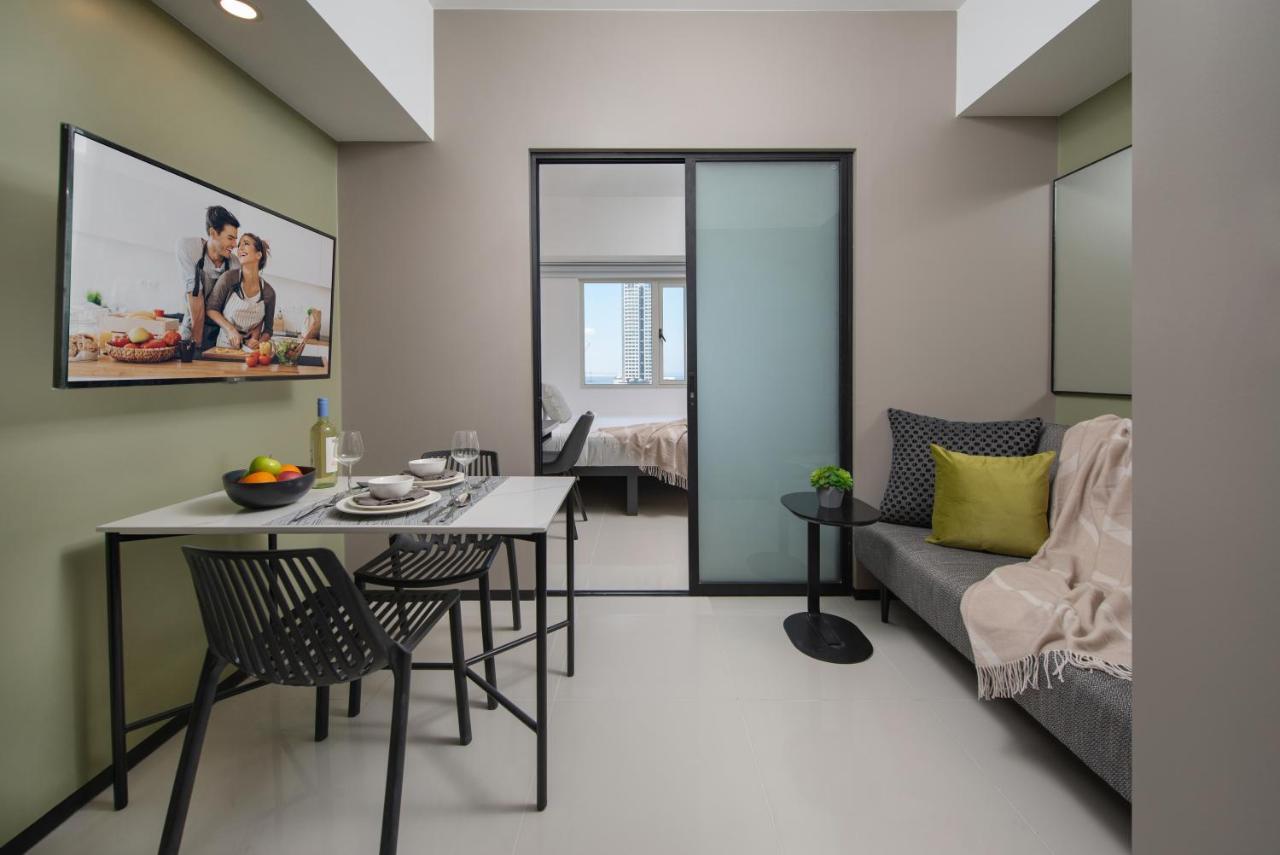 The Suites At Torre Lorenzo Malate - Managed By The Ascott Limited Манила Екстериор снимка