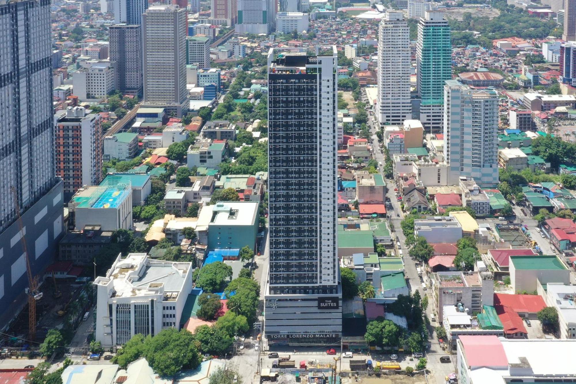 The Suites At Torre Lorenzo Malate - Managed By The Ascott Limited Манила Екстериор снимка